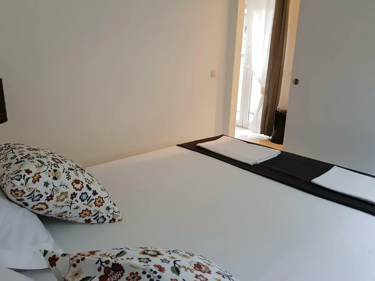 Apartments Luce Trogir