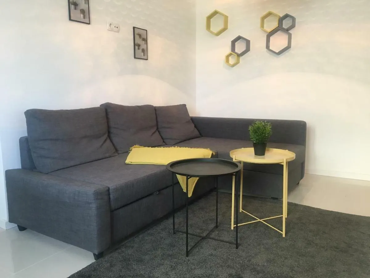 Apartments Luce Trogir 0*,