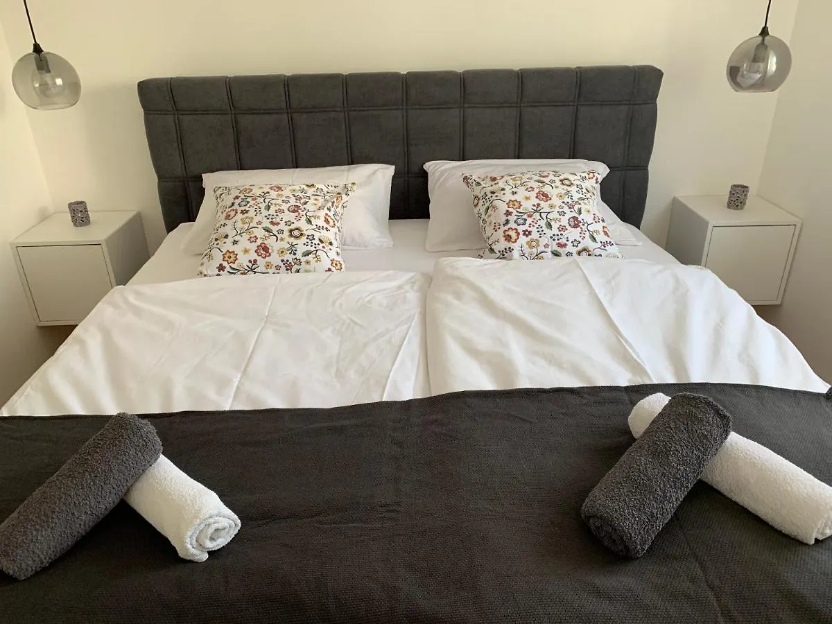 Apartments Luce Trogir