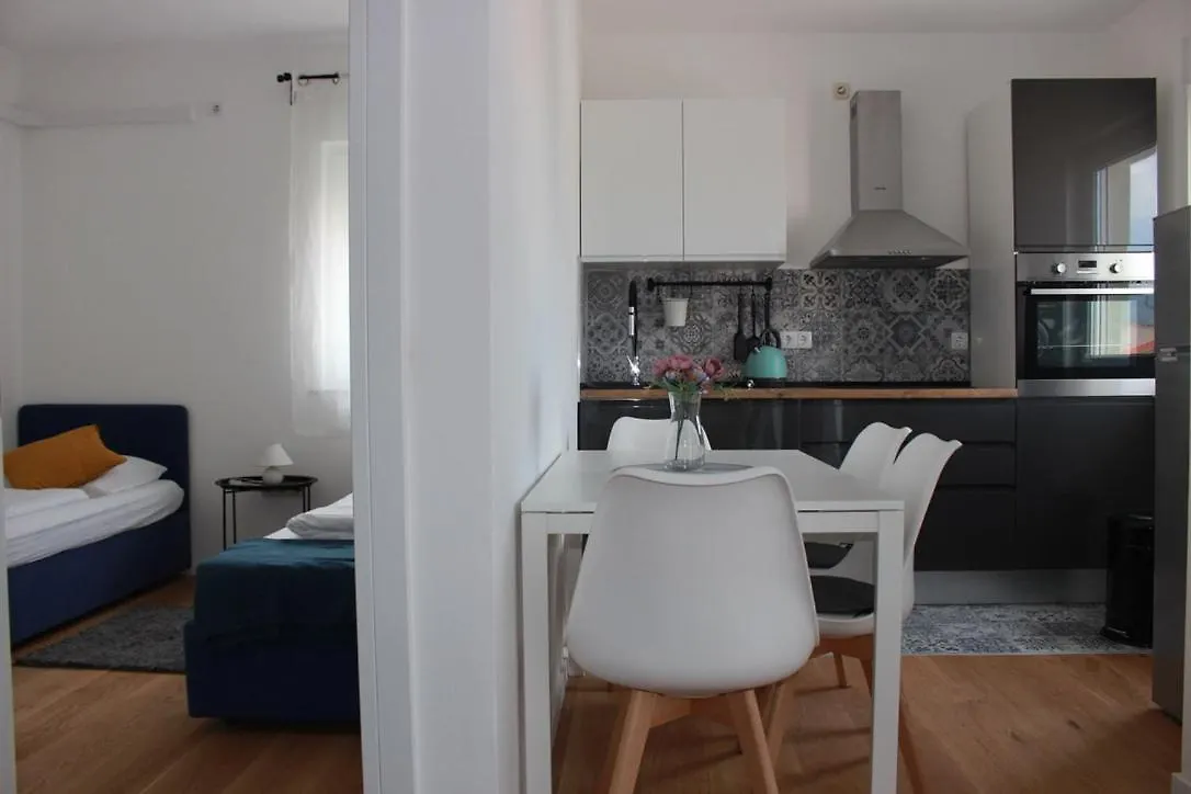 Apartments Luce Trogir